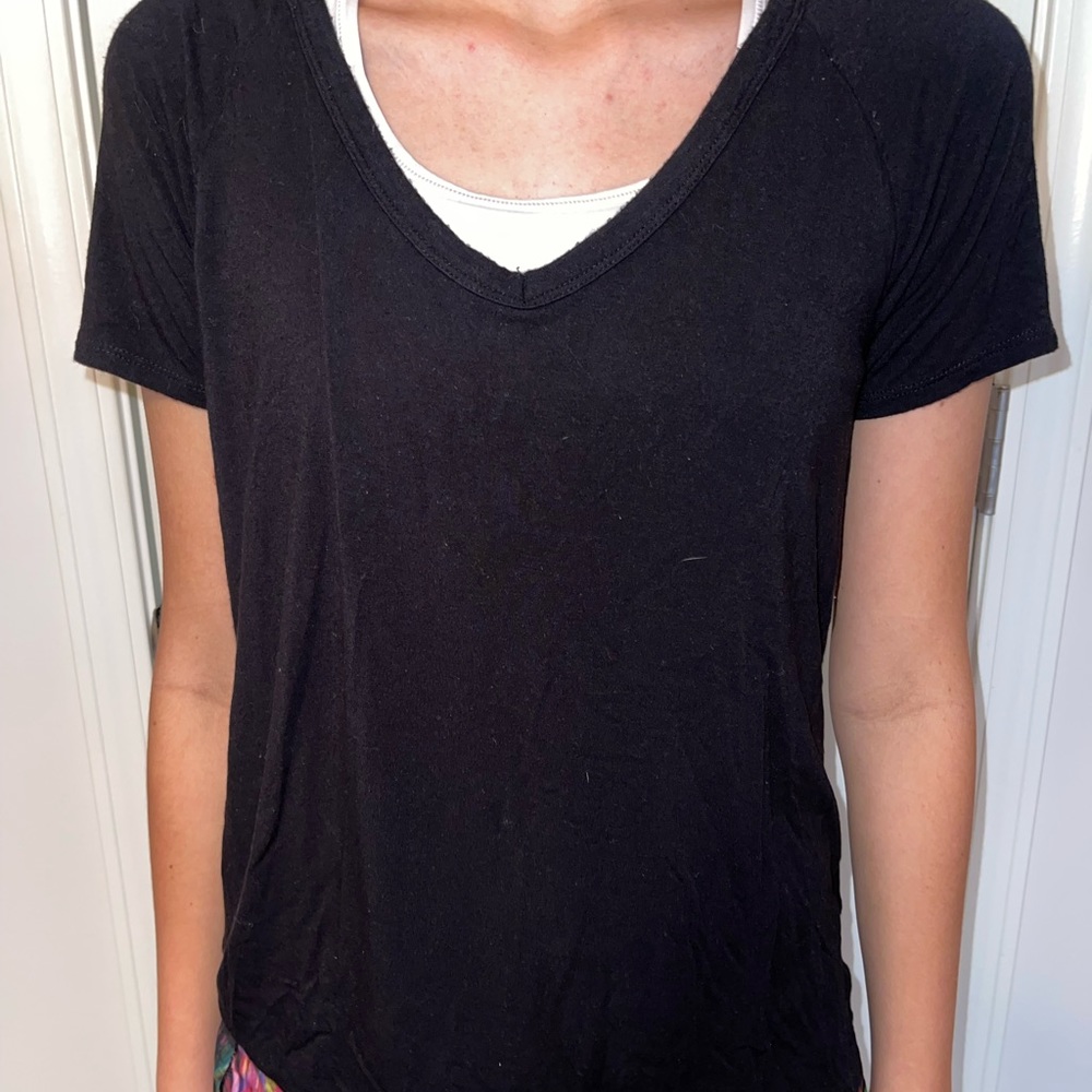 American Eagle Soft and Sexy V Neck Tee